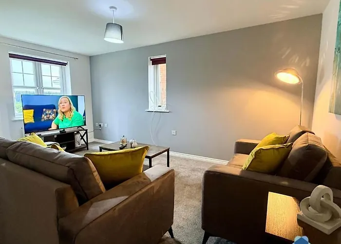 Thorntree House By Blue Skies * Hornby